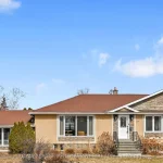 3-bedroom home for sale in Ottawa — 1900 Southampton Court (Photo 4)