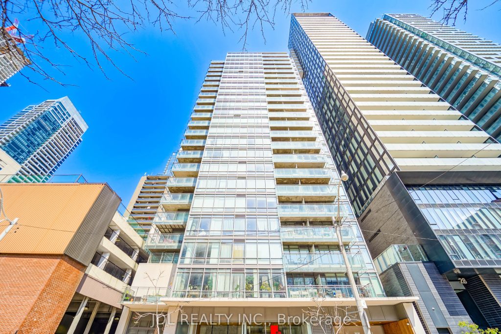 2-bedroom condo apartment for rent in Toronto — 1906 - 22 Wellesley Street E (Photo 1)
