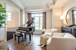 3-bedroom att/row/townhouse for sale in Halton — 190 Dorval Drive