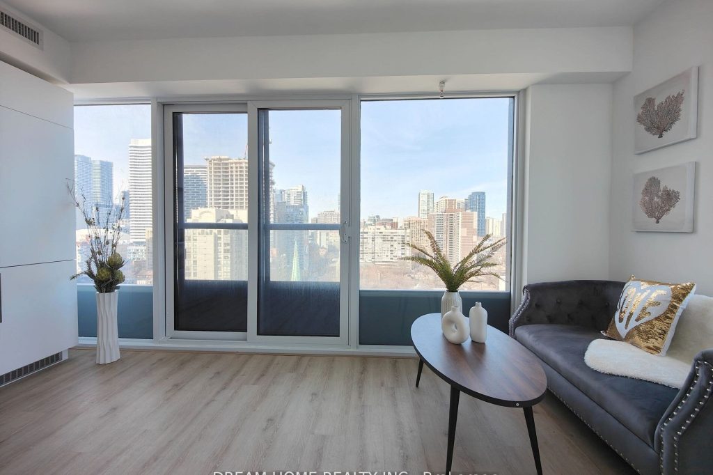 2-bedroom condo apartment for rent in Toronto — 1910 - 319 Jarvis Street (Photo 1)
