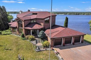 4-bedroom detached home for sale in Ottawa — 1915 Regional Road 174 Highway