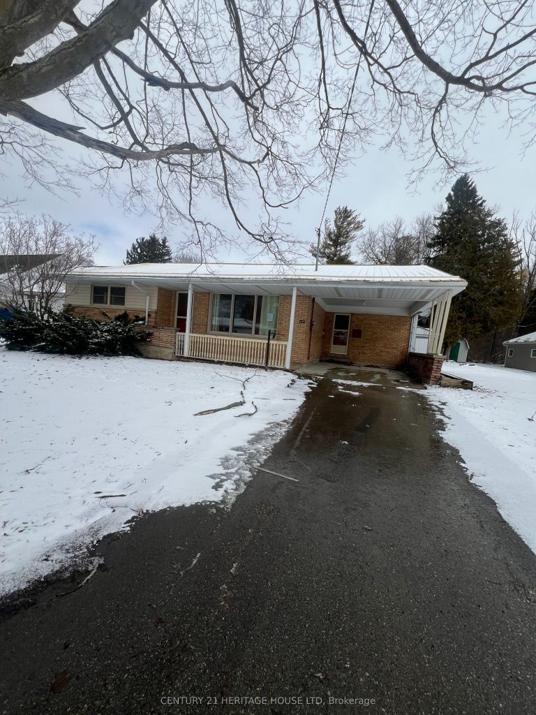2-bedroom detached home for sale in Wellington — 197 King Street S (Photo 1)