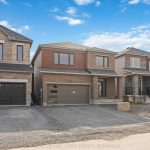 4-bedroom detached home for sale in Ottawa — 1981 Orchardview Avenue (Photo 3)