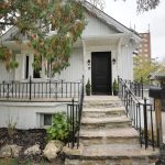 3-bedroom detached home for sale in Peel — 19 Isabella Street (Photo 3)