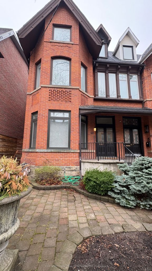 1-bedroom semi-detached home for rent in Toronto — 1 - 127 Hazelton Avenue (Photo 1)