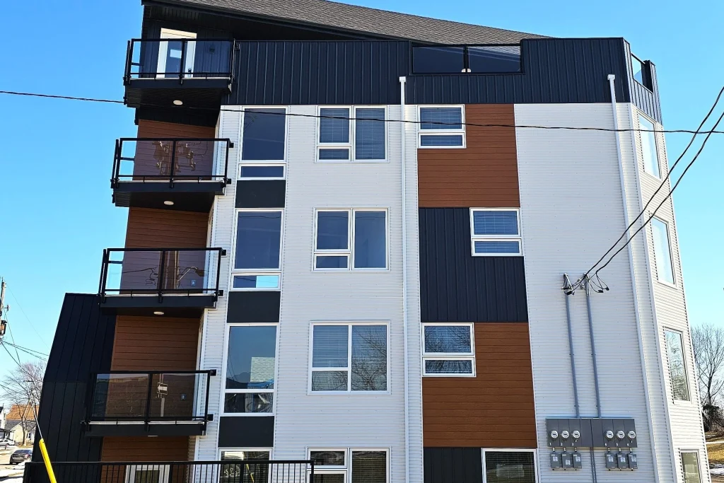 Studio multiplex home for rent in Brampton — 1 - 89 Sixth Street (Photo 1)