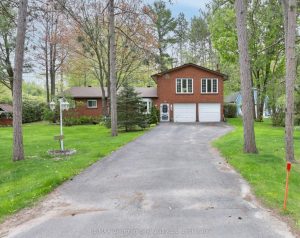 3-bedroom detached home for sale in Simcoe — 1 Lindale Avenue