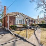 2-bedroom detached home for sale in Toronto — 1 Loyalist Road (Photo 5)