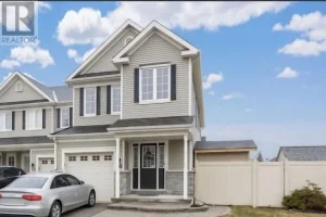 3-bedroom home for sale in Ottawa — 200 Idlewild Private East