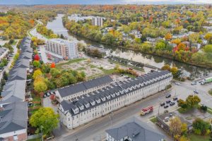 2-bedroom condo apartment for sale in Cambridge — 201 - 25 Concession Street