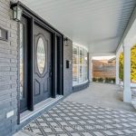 4-bedroom detached home for sale in Halton — 204 Walkers Line (Photo 2)