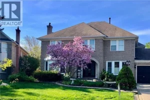 5-bedroom home for sale in Burlington — 2056 Hadfield Court