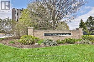 3-bedroom home for sale in Mississauga — 205 - 1535 Lakeshore Road East