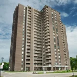 3-bedroom home for sale in Mississauga — 205 - 1535 Lakeshore Road East (Photo 2)