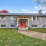2-bedroom detached home for sale in Simcoe — 207 Scarlett Line (Photo 1)