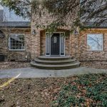 5-bedroom home for sale in Simcoe — 208 Victoria Street (Photo 2)