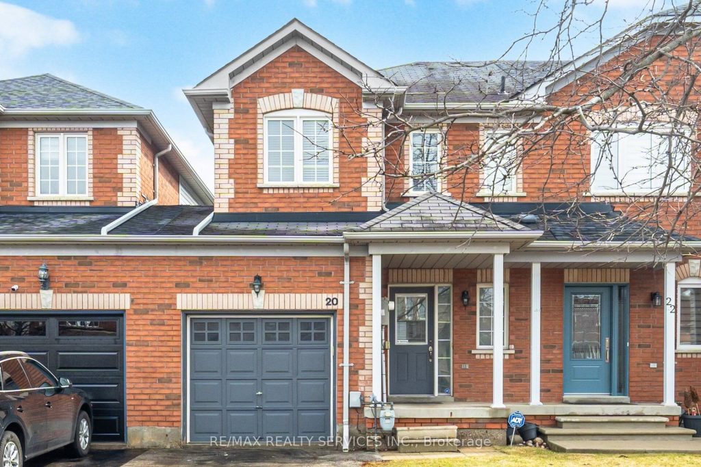 3-bedroom att/row/townhouse for sale in Peel — 20 Mossgrove Crescent (Photo 1)