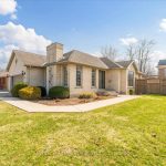 3-bedroom detached home for sale in Elgin — 20 Treadwell Street (Photo 2)
