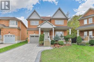 4-bedroom home for sale in Richmond Hill — 20 Trish Drive