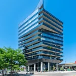 1-bedroom condo apartment for sale in Toronto — 2102 - 19 Bathurst Street (Photo 4)