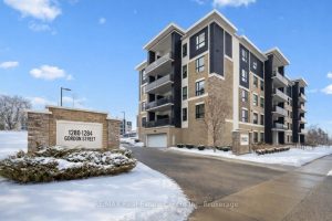 3-bedroom condo apartment for sale in Wellington — 210 - 1280 Gordon Street