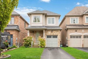 3-bedroom detached home for rent in Whitchurch-stouffville — 210 Cabin Trail Crescent