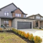 3-bedroom detached home for sale in Middlesex — 2113 Linkway Boulevard (Photo 2)