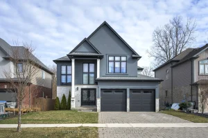 4-bedroom detached home for sale in Middlesex — 211 Union Avenue