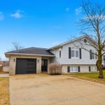 3-bedroom detached home for sale in Bruce — 214 Hinks Street (Photo 1)