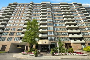 2-bedroom condo apartment for sale in York — 218 - 25 Austin Drive
