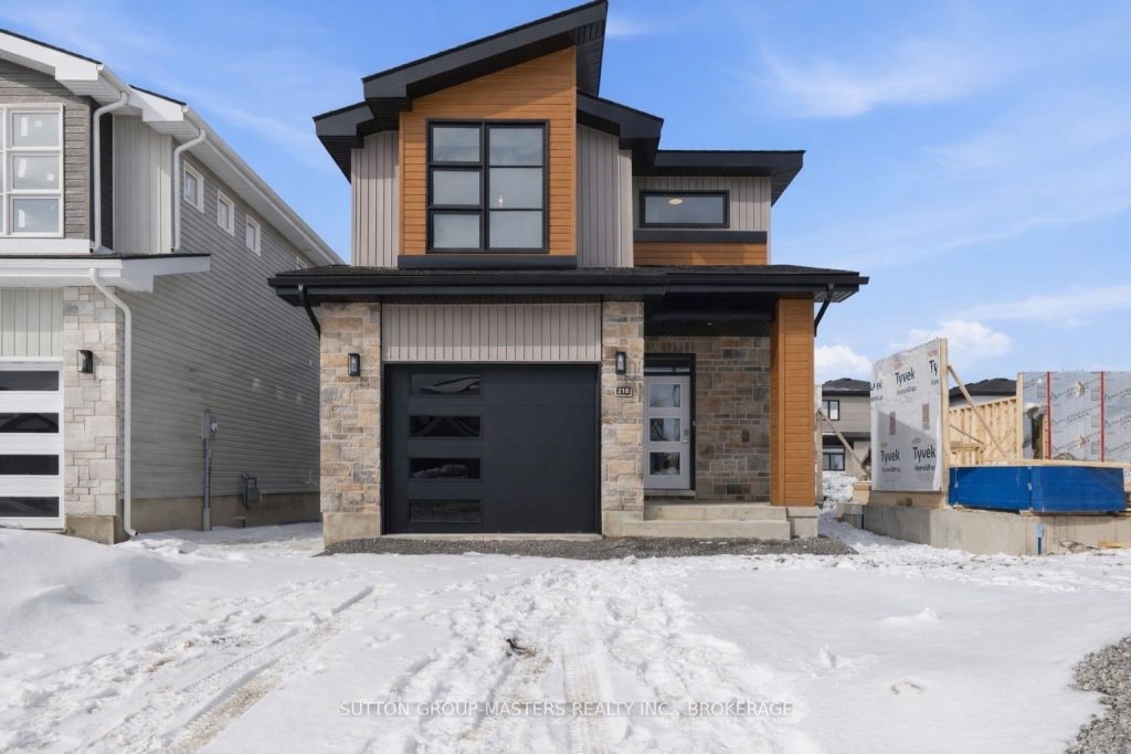 3-bedroom detached home for sale in Lennox & Addington — 218 Superior Drive (Photo 1)