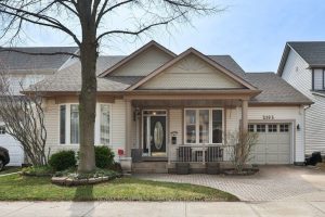 2-bedroom detached home for sale in Halton — 2193 Woodglen Crescent