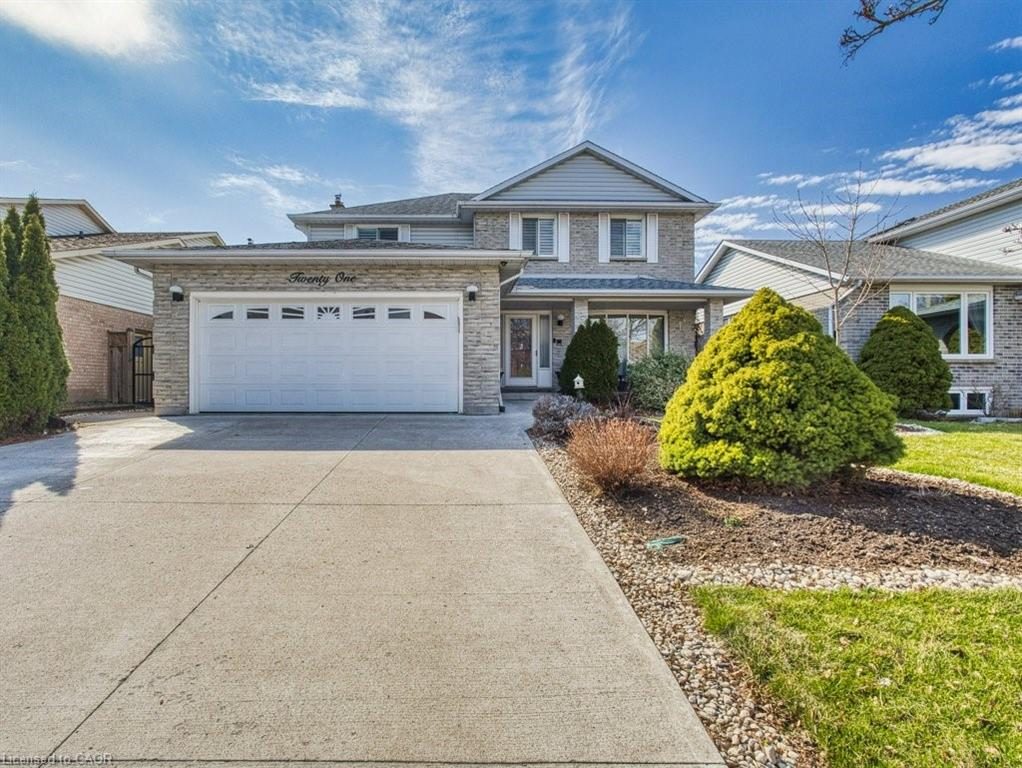 4-bedroom home for sale in St. Catharines — 21 Bascary Crescent (Photo 1)