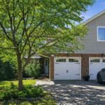 3-bedroom semi-detached home for sale in Halton — 2202 Margot Street (Photo 1)