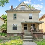 4-bedroom home for sale in Windsor — 2230 Hall (Photo 5)
