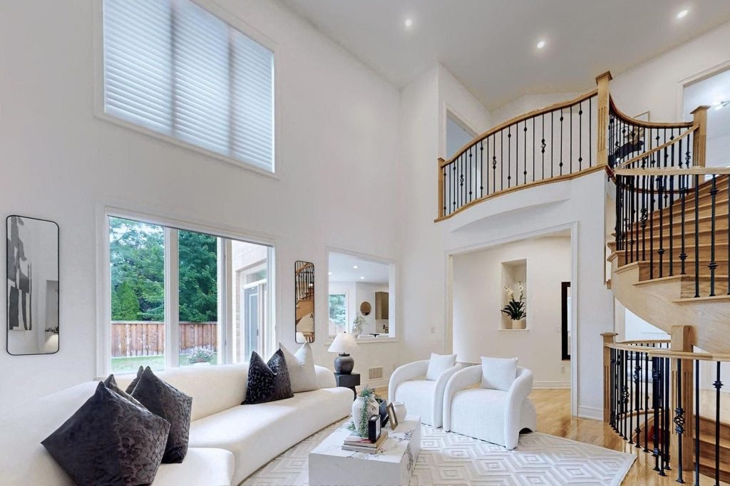 4-bedroom detached home for sale in Halton — 2238 Lyndhurst Drive (Photo 1)