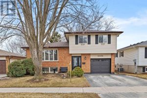 3-bedroom detached home for sale in Peterborough — 2252 Denure Drive