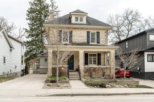 5-bedroom detached home for sale in Perth — 227 William Street