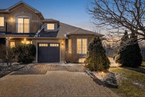 2-bedroom detached home for sale in Halton — 2306 Kingfisher Court