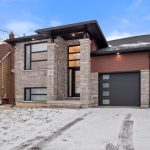 2-bedroom semi-detached home for sale in Niagara — 230 Knoll Street (Photo 2)