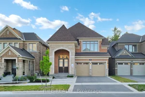 5-bedroom detached home for sale in York — 234 Sikura Circle
