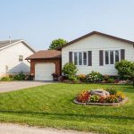 3-bedroom detached home for sale in Peterborough — 23 Colbourne Street W (Photo 2)