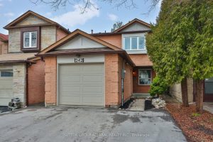 3-bedroom detached home for sale in York — 242 Tansley Road