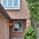 3-bedroom detached home for sale in York — 242 Tansley Road (Photo 2)