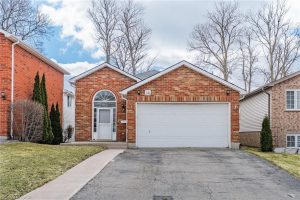 5-bedroom home for sale in Kitchener — 24 Stanmore Avenue