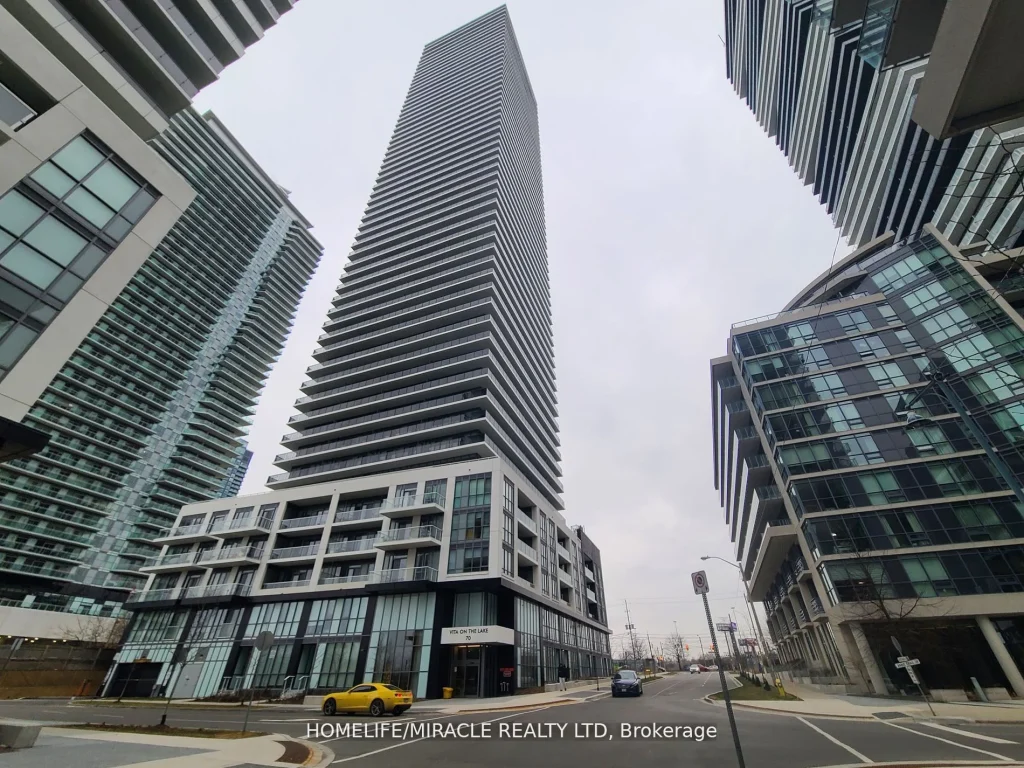 1-bedroom condo apartment for rent in Toronto — 2503 - 70 Annie Craig Drive (Photo 1)