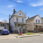 3-bedroom detached home for sale in Hamilton — 250 Rosslyn Avenue N (Photo 2)