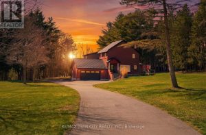 5-bedroom detached home for sale in Brant — 25 Hammond Road