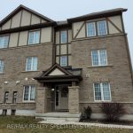 4-bedroom att/row/townhouse for rent in Milton — 261 Casson Point (Photo 2)