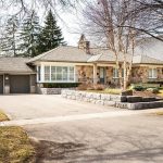 4-bedroom home for sale in Oakville — 262 Oakwood Crescent (Photo 1)